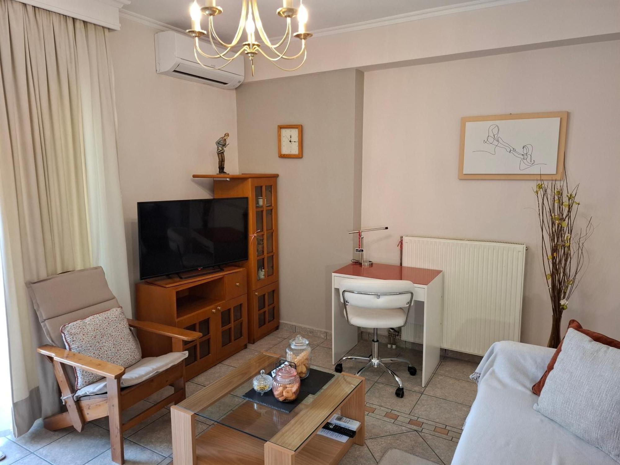 Απέριττον 2 Apartment Trikala  Exterior photo